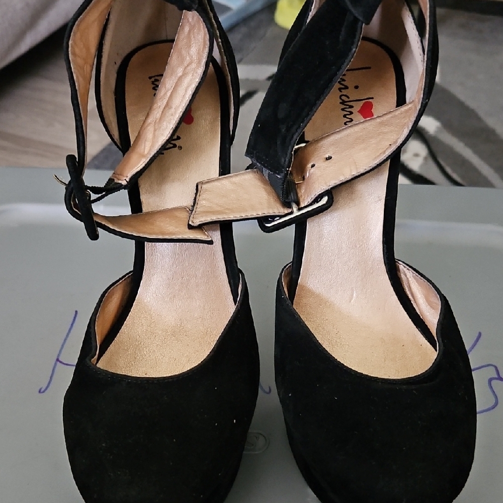 Luichiny Black Ankle Strap Heels